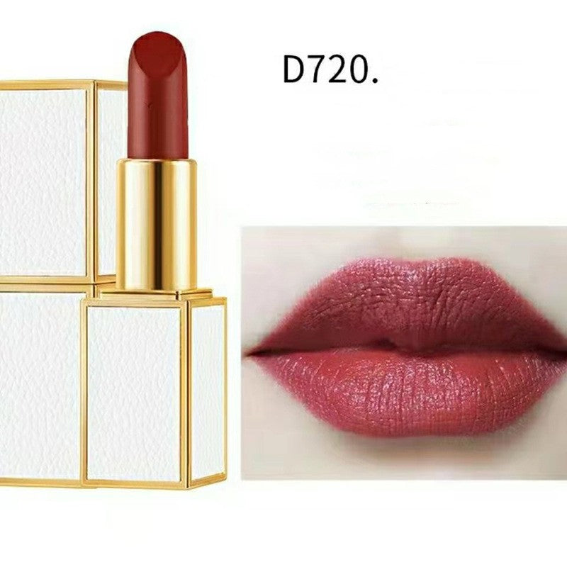 Handmade Lipstick Moisturizes And For A Long Time