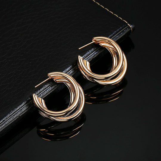 Personality Cold Wind Metal Ring Ear Buckle Earrings