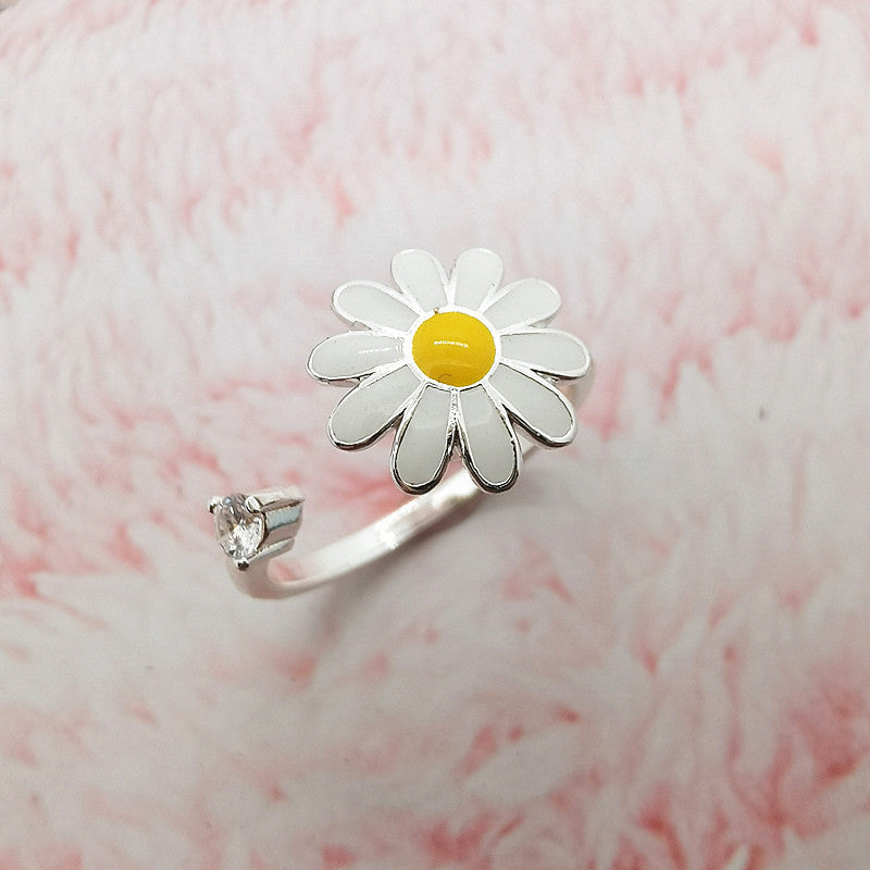 Fashion Sweet Little Daisy Ring Wild Flower Ring